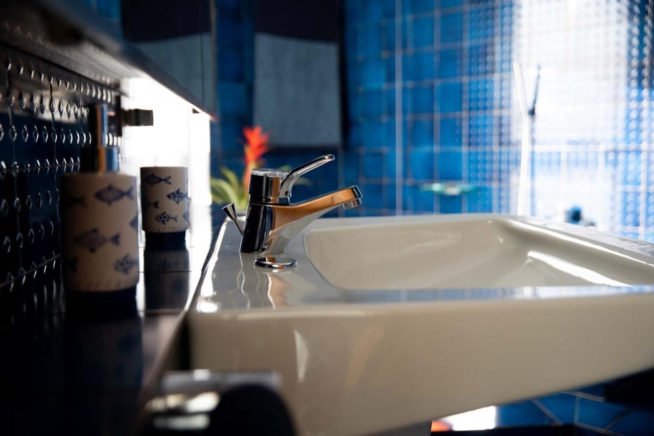 Sound Of Colors - Art Design Apartment デセンツァーノ・デル・ガルダ エクステリア 写真